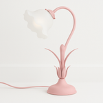 Luminária de Mesa Direcionada para Leitura com Modelo Articulado