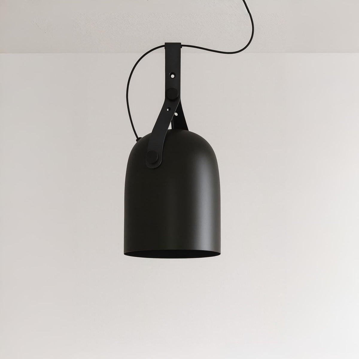 Iluminação Decorativa Pendente para Salas em Metal